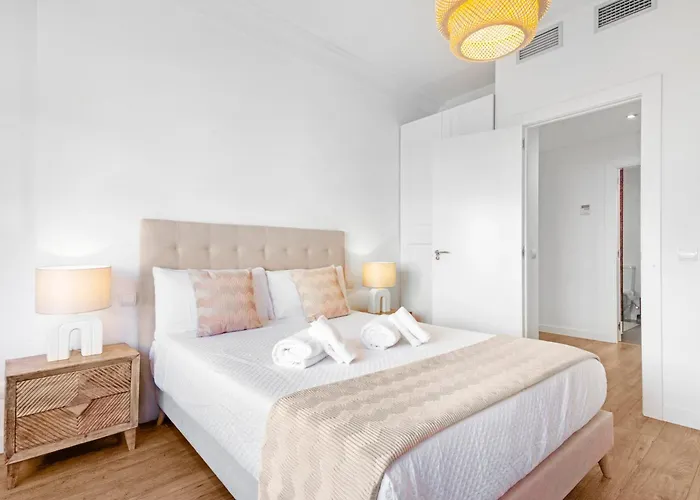 Hogar Lujoso Centro דירה *